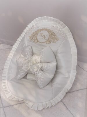 CHAISE