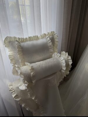 Coussins +couverture