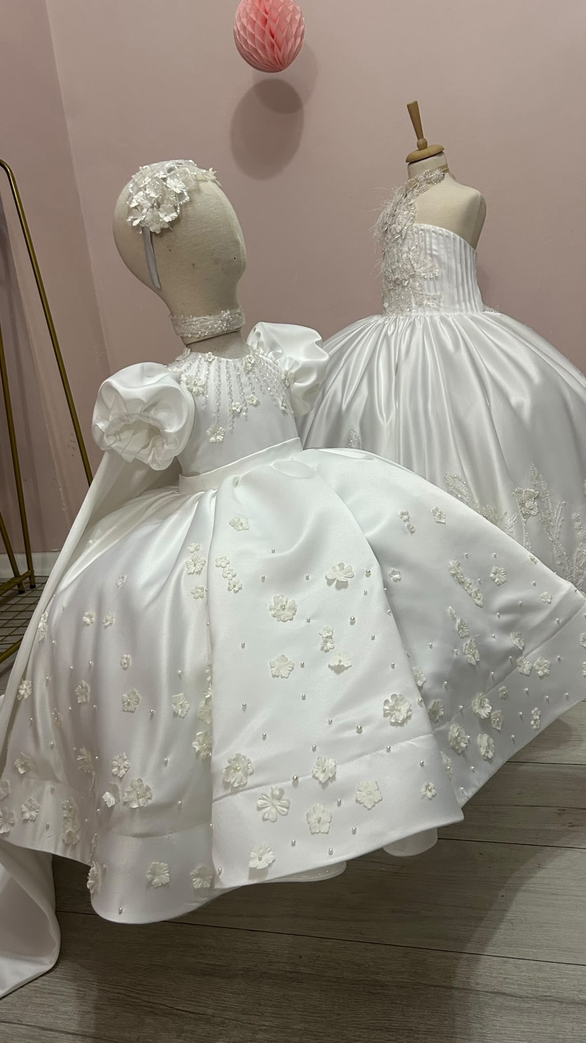 Robe – Image 2