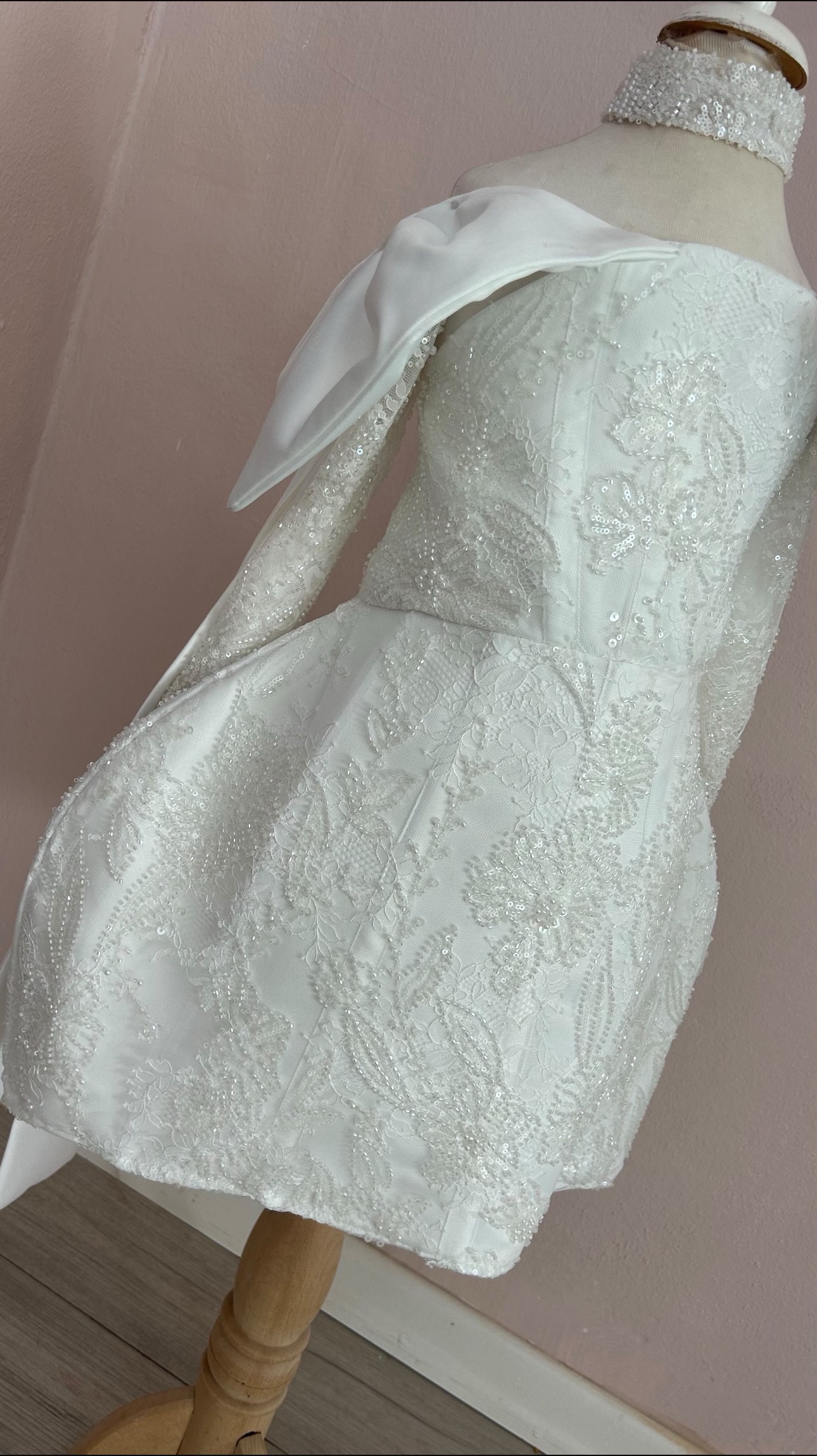 Robe – Image 2