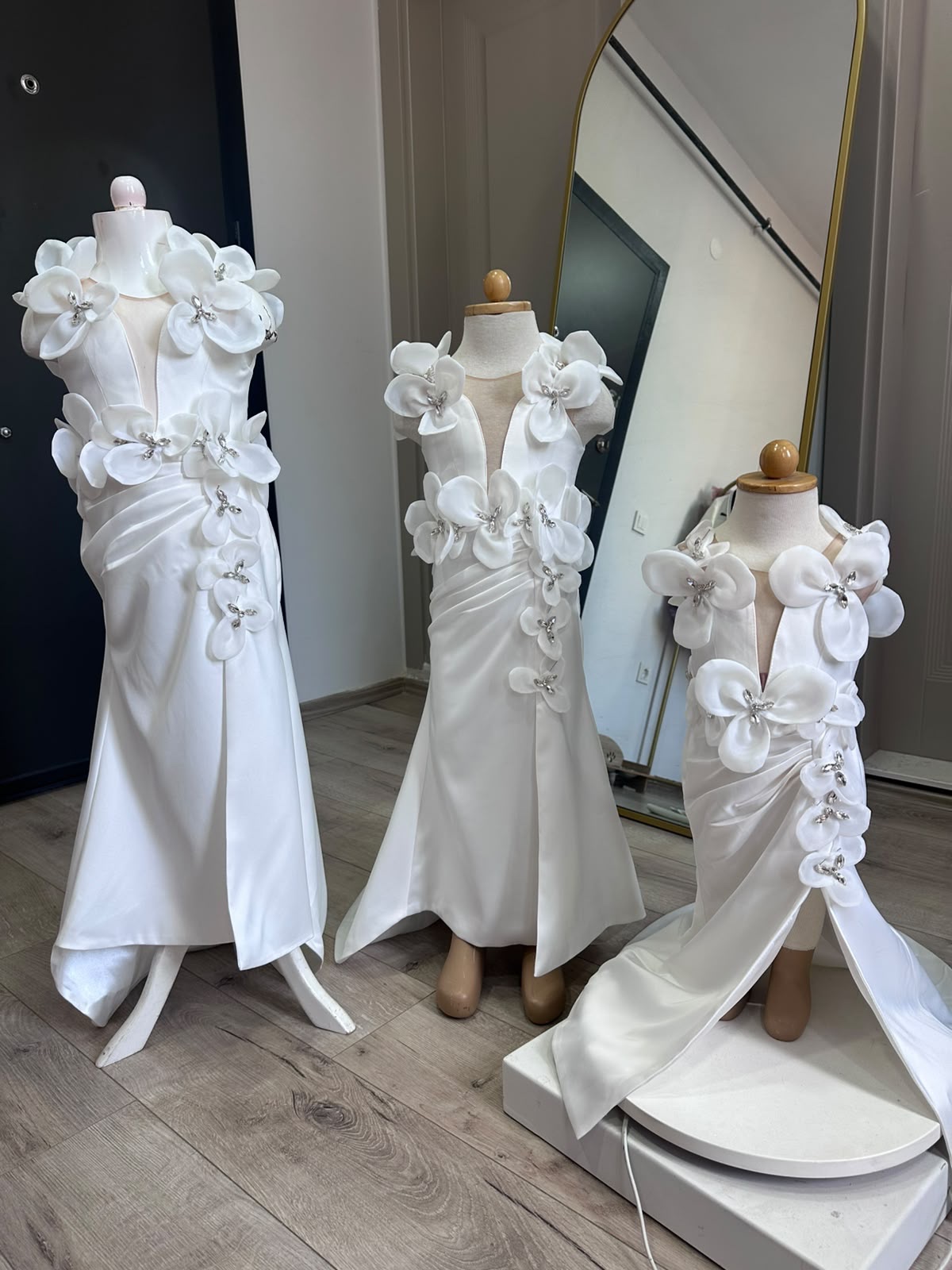 Robe – Image 2